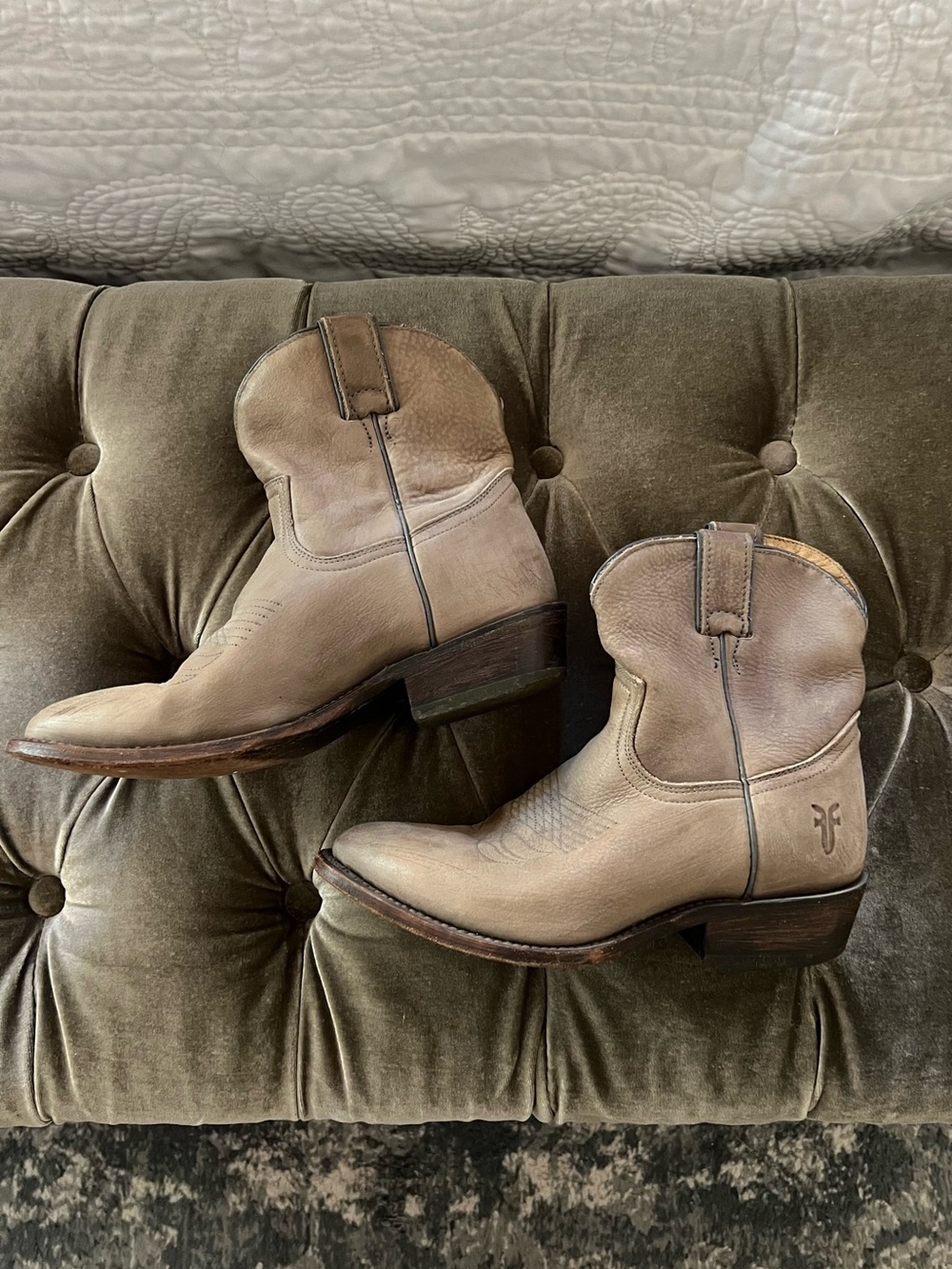 Vintage Frye Women’s Billy Short Cowboy Boots | Sz 7
